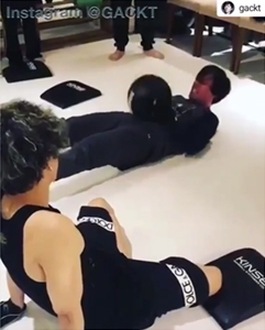 GACKTさんのトレーニングメンバーご来店